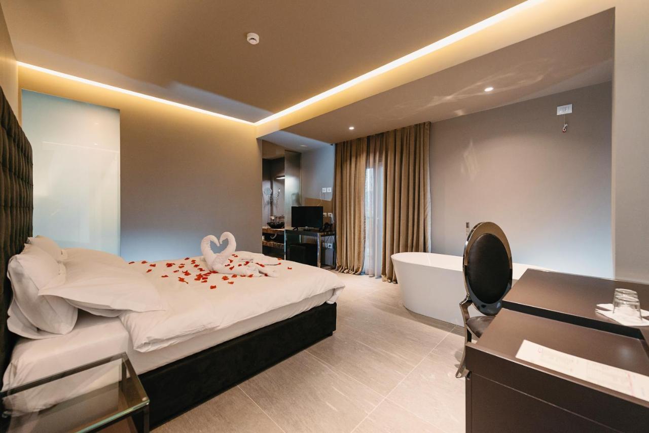Hotel Egnatia Bërxull 외부 사진