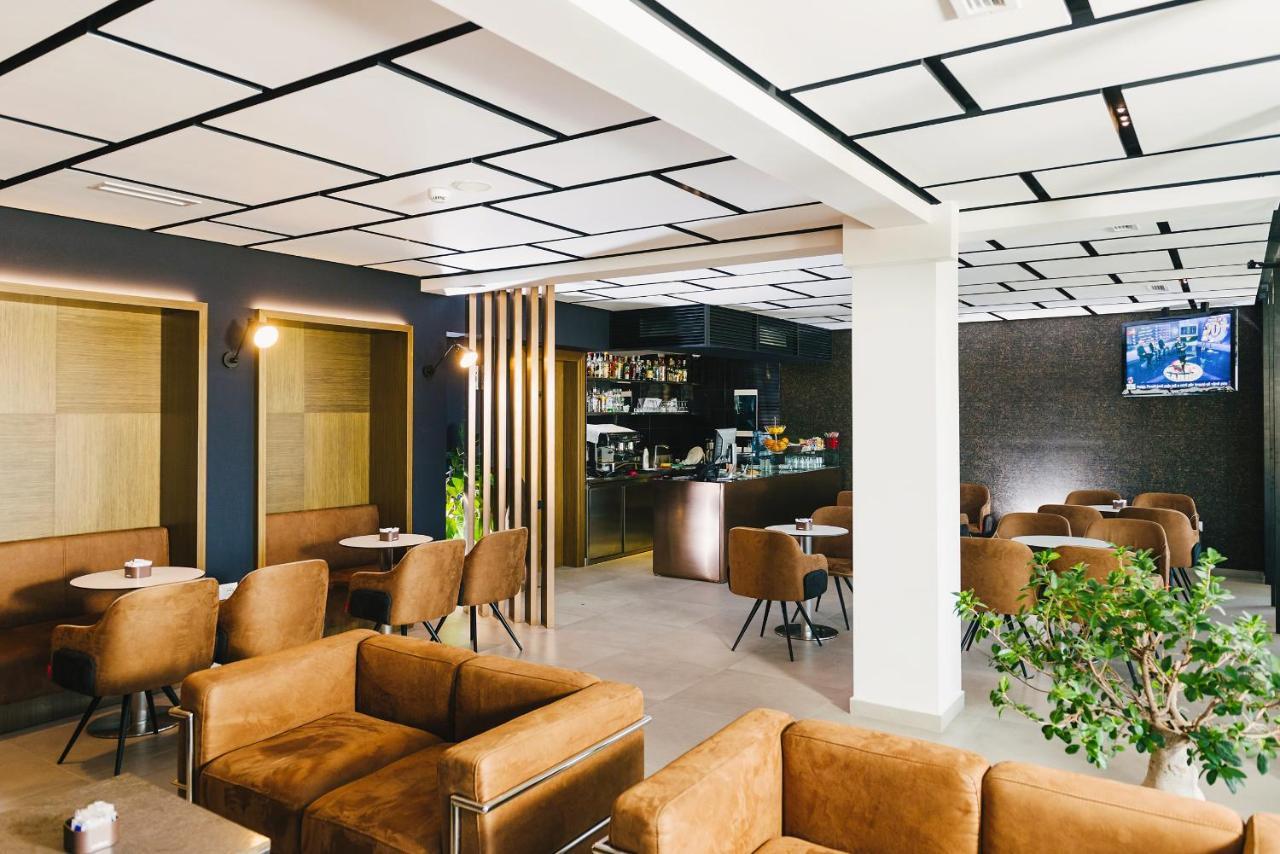 Hotel Egnatia Bërxull 외부 사진